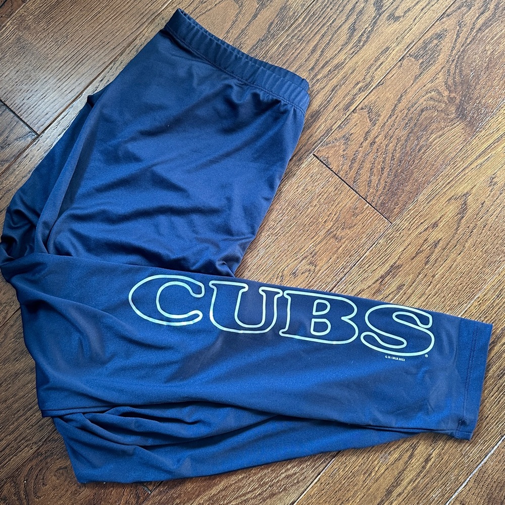 Chicago Cubs leggings - XL G-III 4her
Worn once!